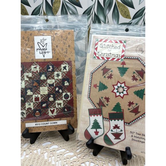 Lot of Eight Christmas Quilting Patterns (Patterns only - No supplies) NIP - Picture 2 of 5